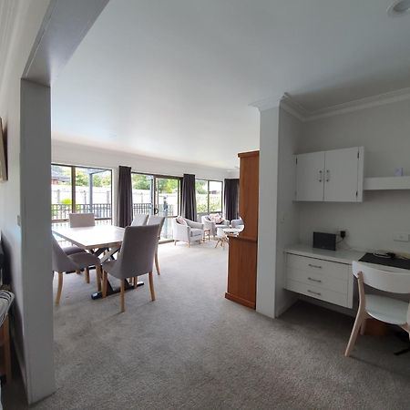 Kerikeri Central House ภายนอก รูปภาพ